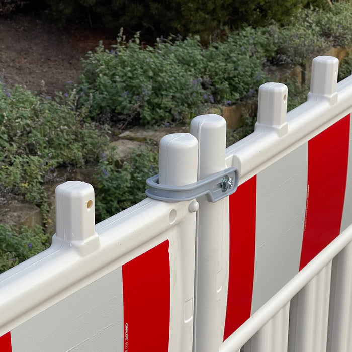 UvV-Shop UvV Absperrgitter TL Schrankenzaun ES + Set 4 Absturzsicherungen + 5 K1 Fußplatten mit RA1 oder RA2 (Reflexfolie Typ RA2B)