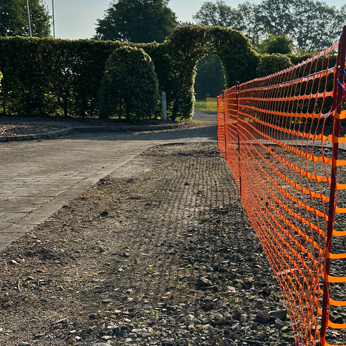 Absperrzaun Aus Kunststoff – 50 Meter Lang, 1 Meter Hoch, Orange, Für Garten & Baustelle