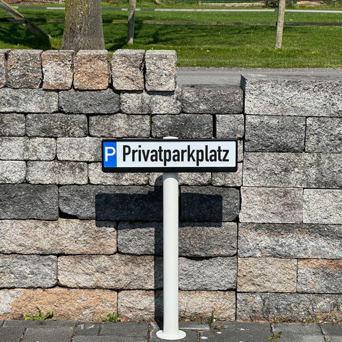 UvV Parkplatzschild + Halterung + Standpfosten / Absperrpfosten +