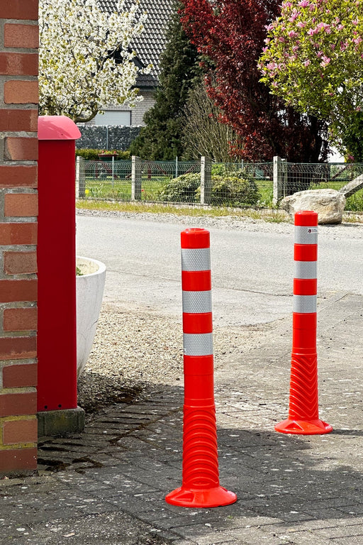 UvV-Shop UvV Premium Flexible Poller Absperrpfosten 75cm Orange drei Reflexstreifen inkl. Befestigung +Kettenöse