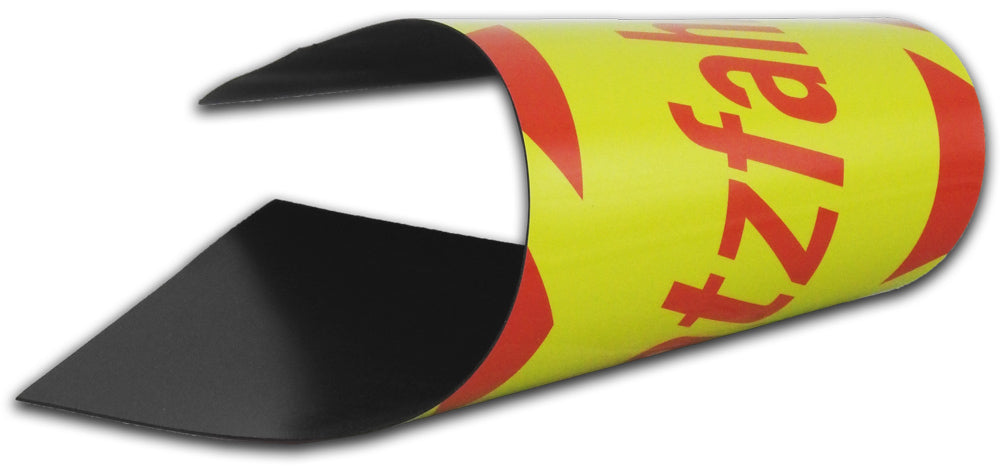 Kfz reflektierendes Magnetschild -Einsatzfahrzeug- rote Schrift / gelber Hintergrund